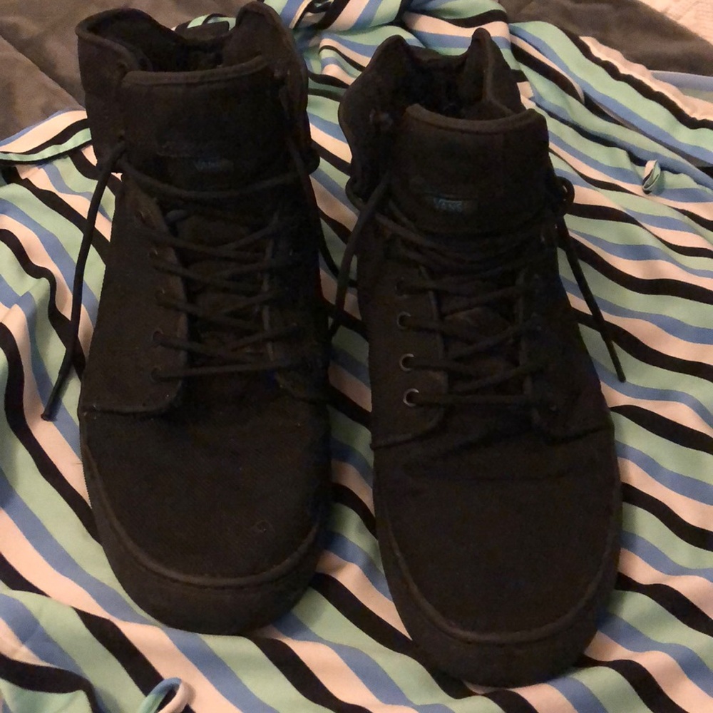 Vans hi top gym shoes